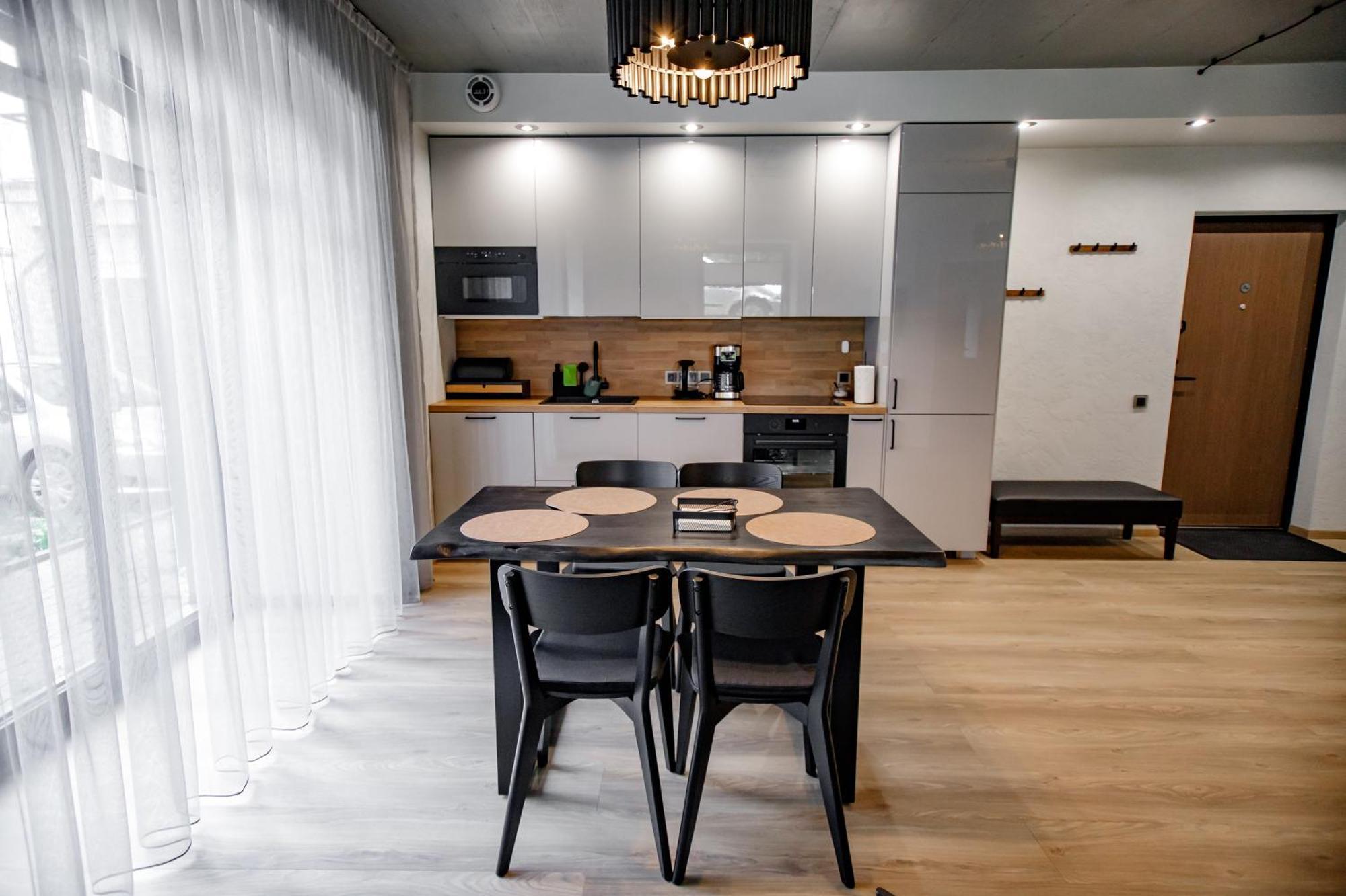 Hales Old Town Urban Apartments Вильнюс Экстерьер фото