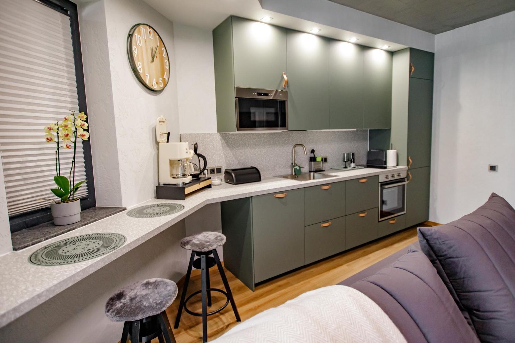 Hales Old Town Urban Apartments Вильнюс Экстерьер фото